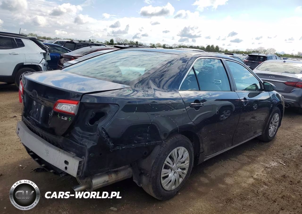 2012 Toyota Camry Le VIN:4T4BF1FK2CR172485 - 3