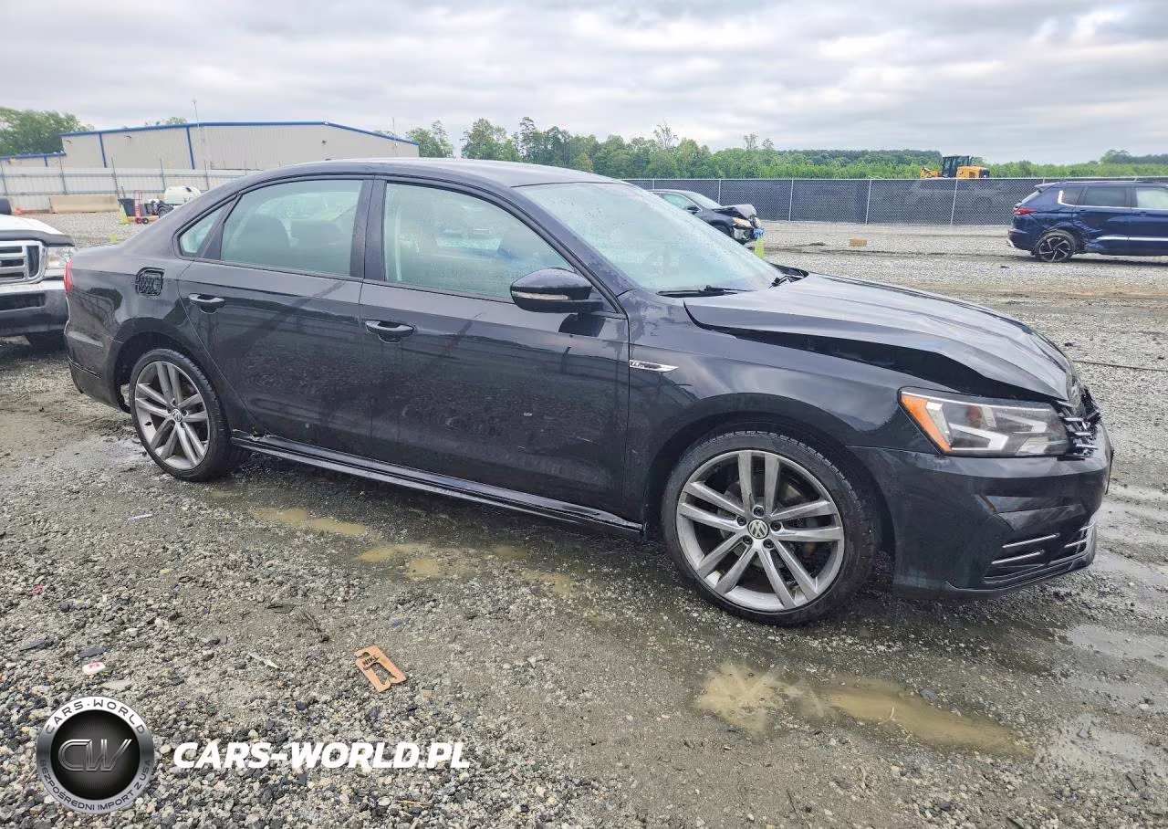 2018 Volkswagen Passat S VIN:1VWAA7A37JC019063 - 4