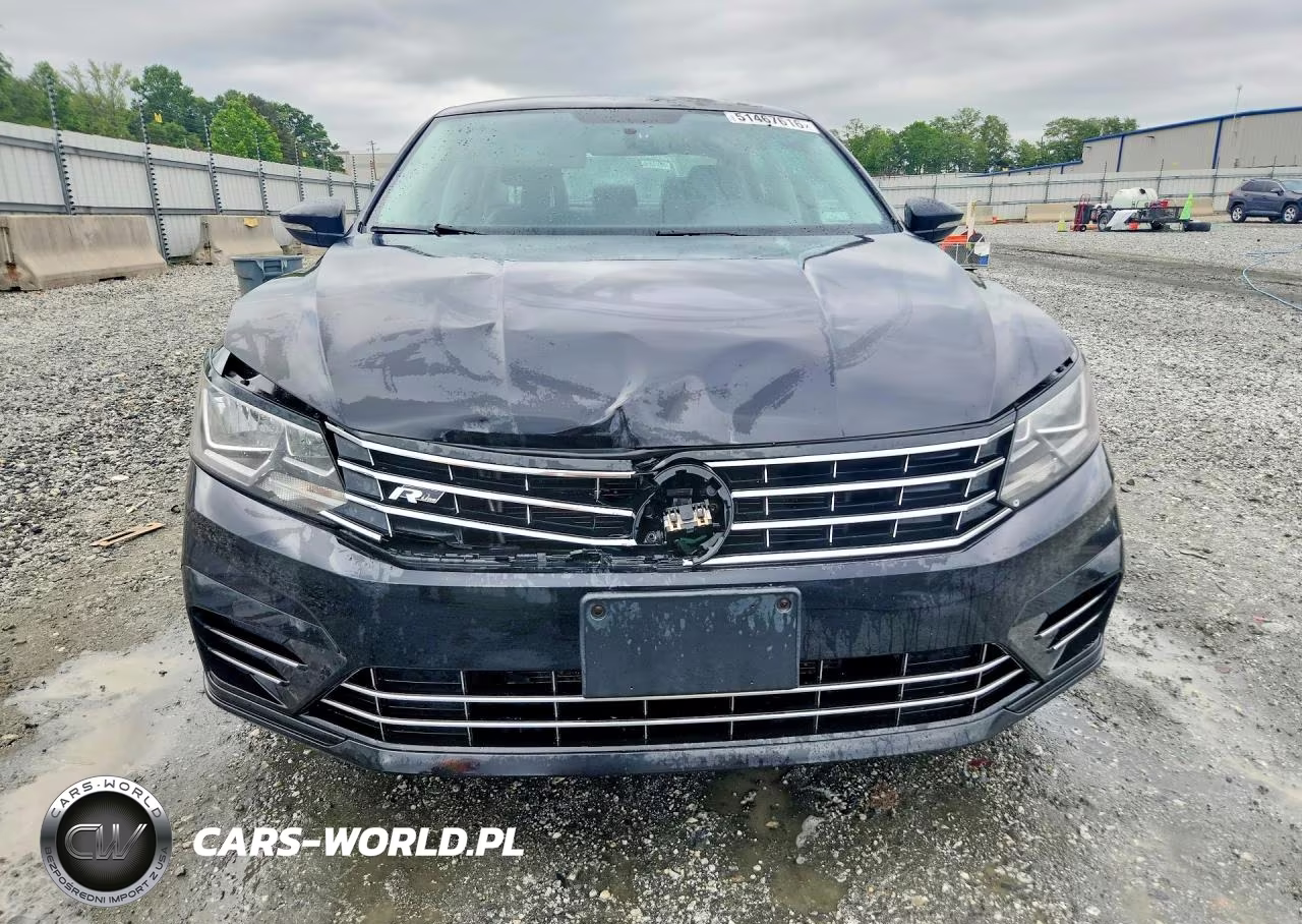 2018 Volkswagen Passat S VIN:1VWAA7A37JC019063 - 5
