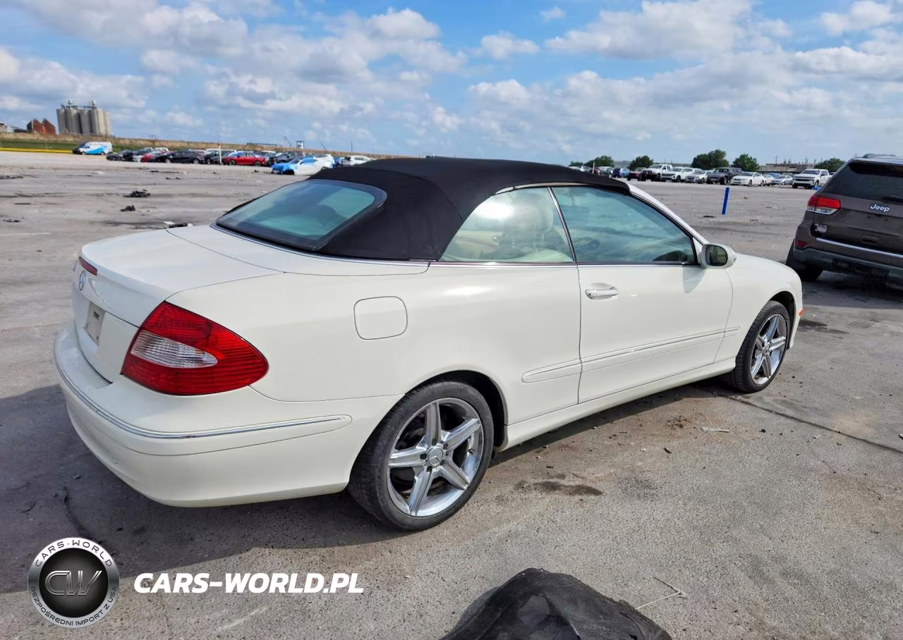 2008 Mercedes Benz Clk 350 VIN:WDBTK56F68F236353 - 3