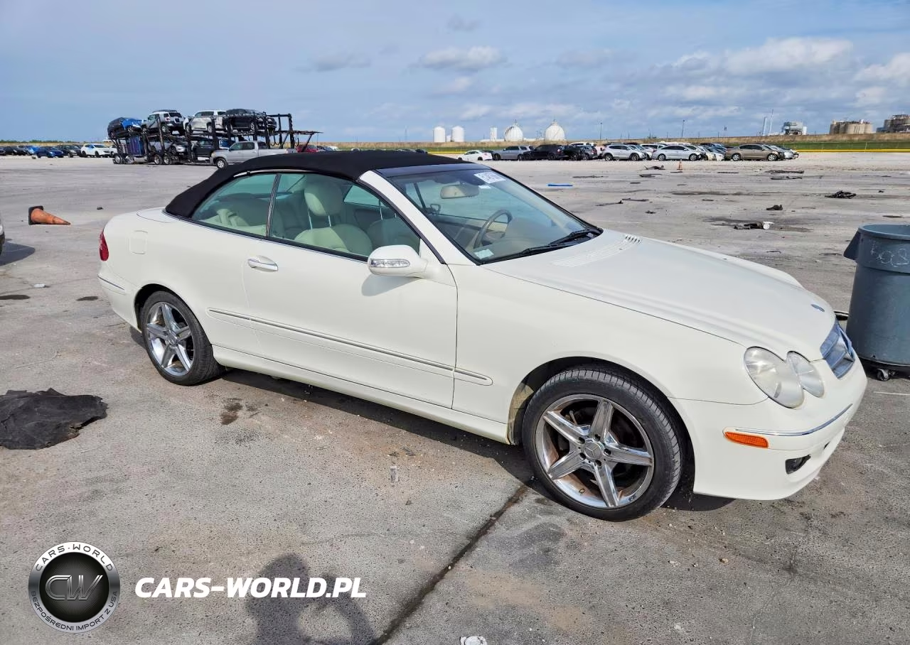2008 Mercedes Benz Clk 350 VIN:WDBTK56F68F236353 - 4