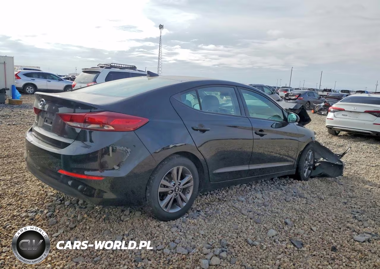 2018 Hyundai Elantra Sel VIN:5NPD84LFXJH247953 - 3