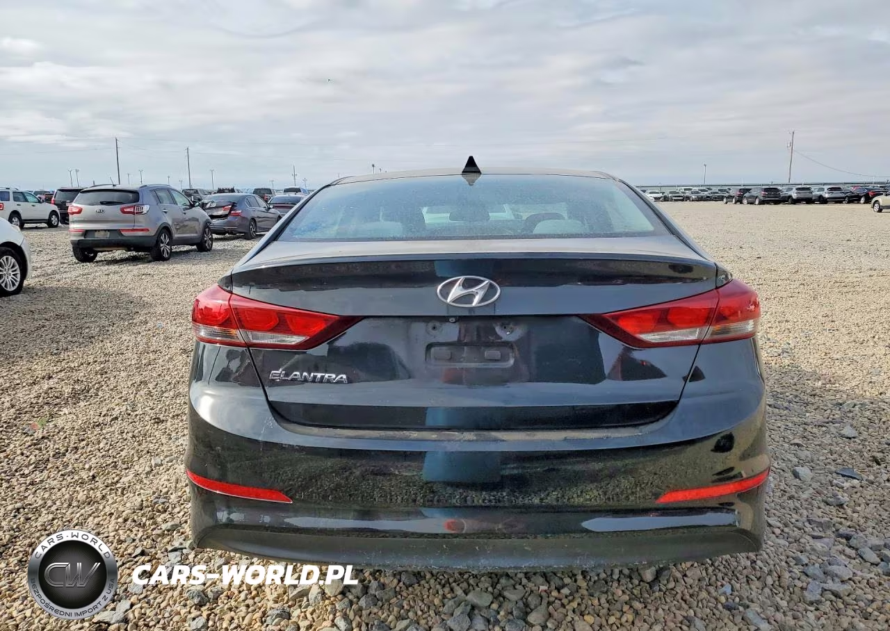 2018 Hyundai Elantra Sel VIN:5NPD84LFXJH247953 - 6