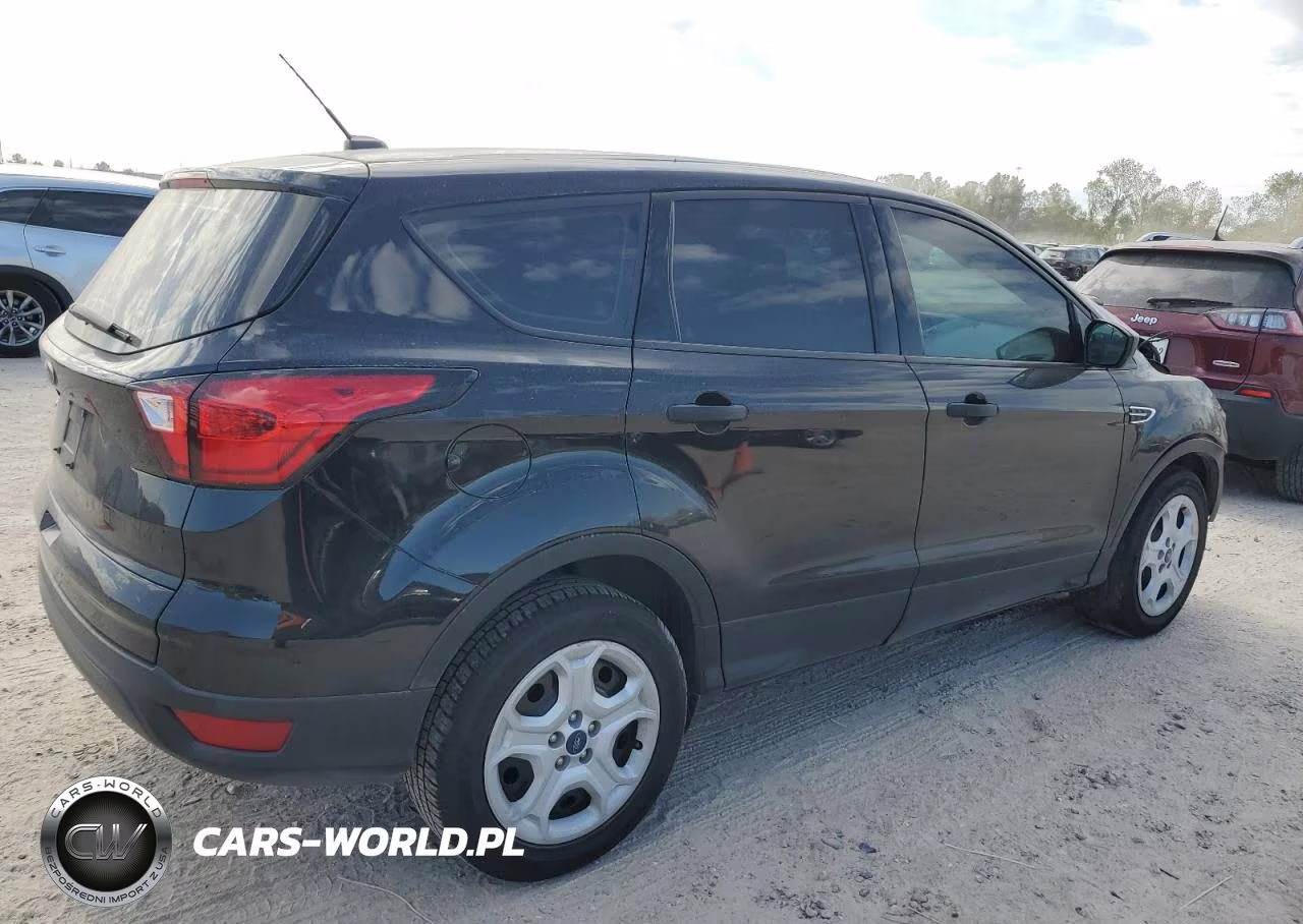 2019 Ford Escape S VIN:1FMCU0F71KUA62603 - 3