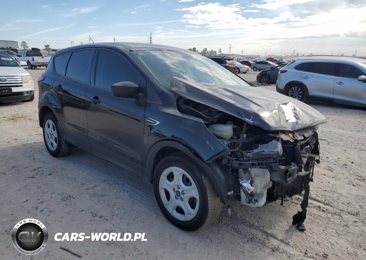 2019 Ford Escape S VIN:1FMCU0F71KUA62603 - 4