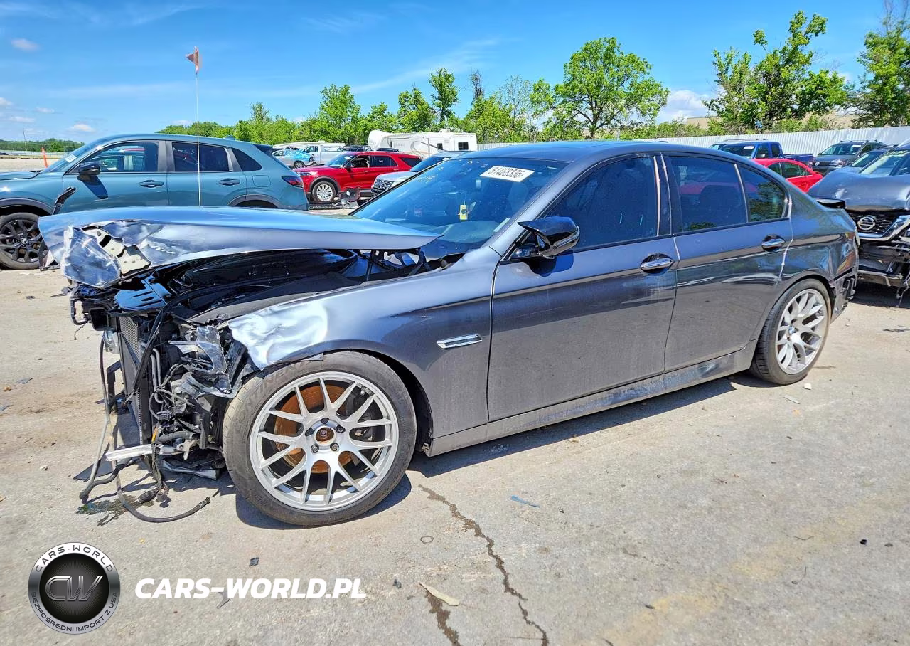 2016 BMW 550 Xi – zdjęcie 1 z 12