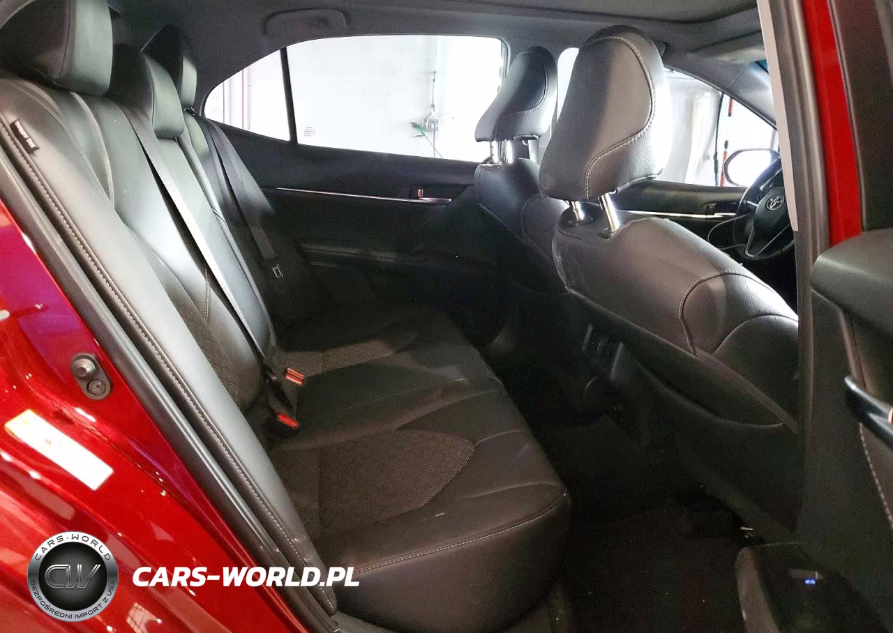 2018 Toyota Camry Xse VIN:4T1B61HK5JU508621 - 10