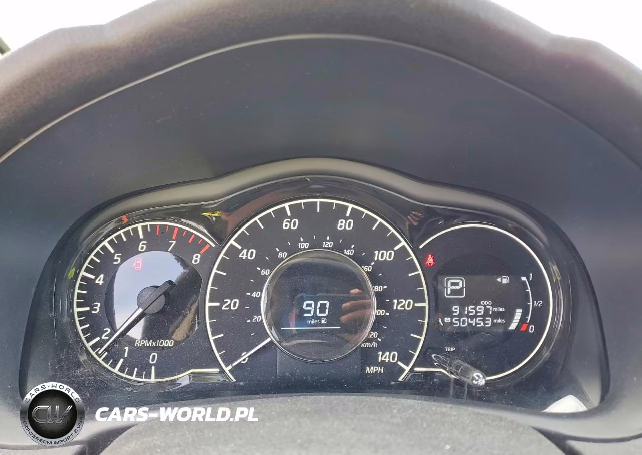 2018 Nissan Versa Note Sr VIN:3N1CE2CPXJL351699 - 9