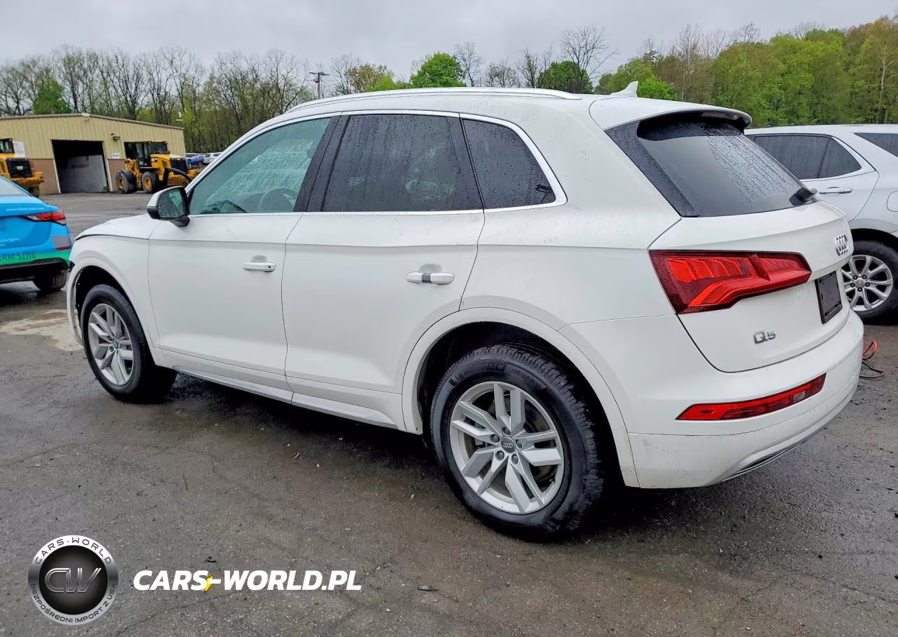 2020 Audi Q5 Premium VIN:WA1ANAFY0L2033348 - 2