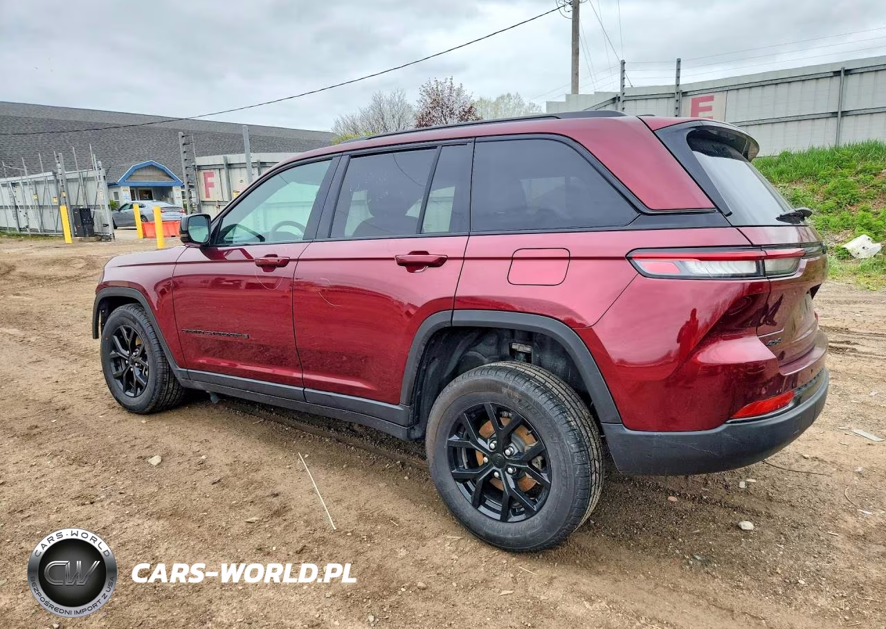 2025 Jeep Grand Cherokee Laredo VIN:1C4RJHAG9SC357693 - 2