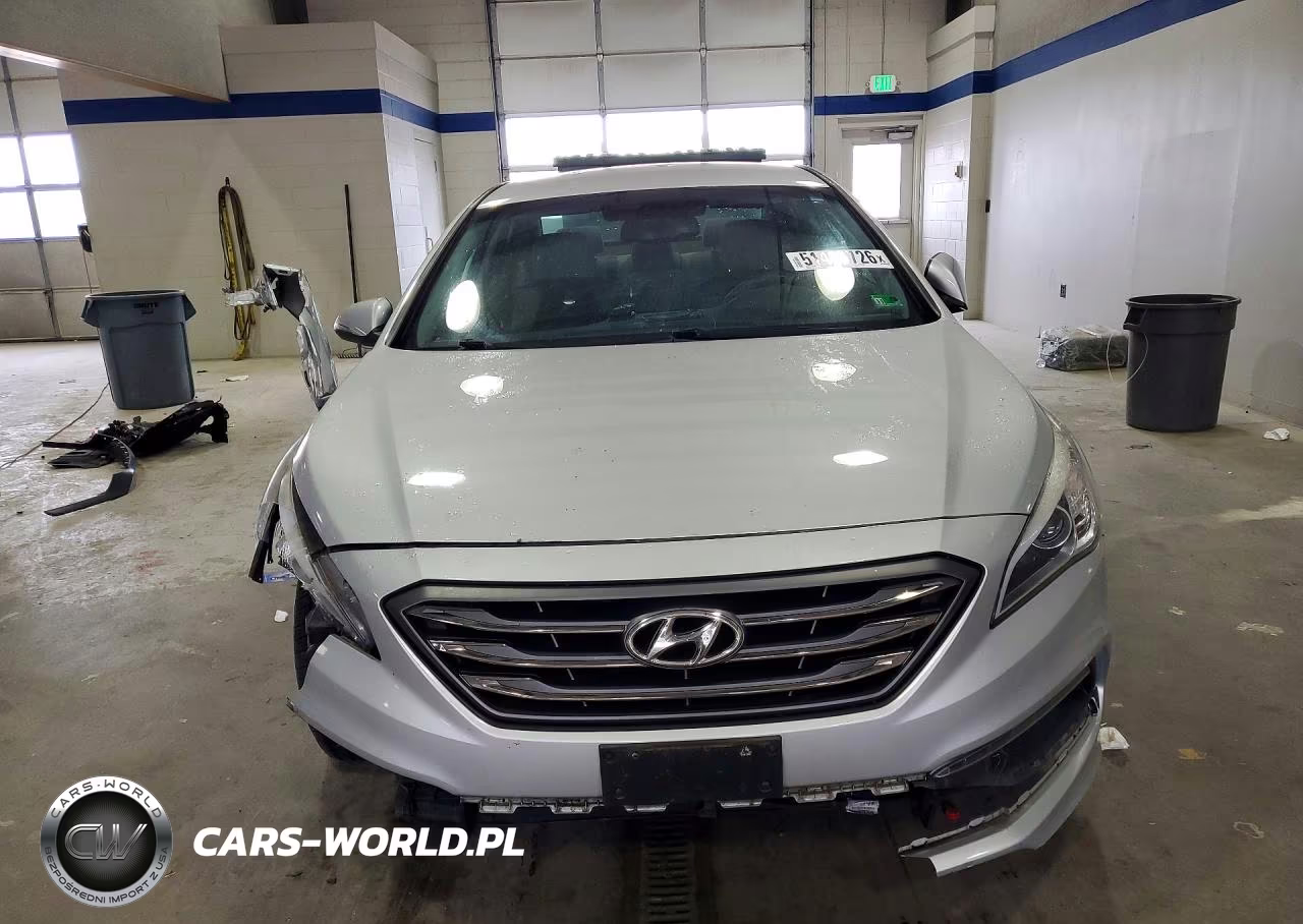 2015 Hyundai Sonata Sport VIN:5NPE34AF2FH159220 - 5