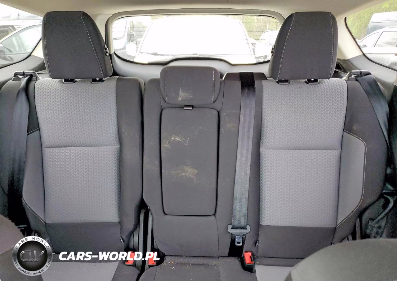 2017 Ford Escape Se VIN:1FMCU9GDXHUD43672 - 10