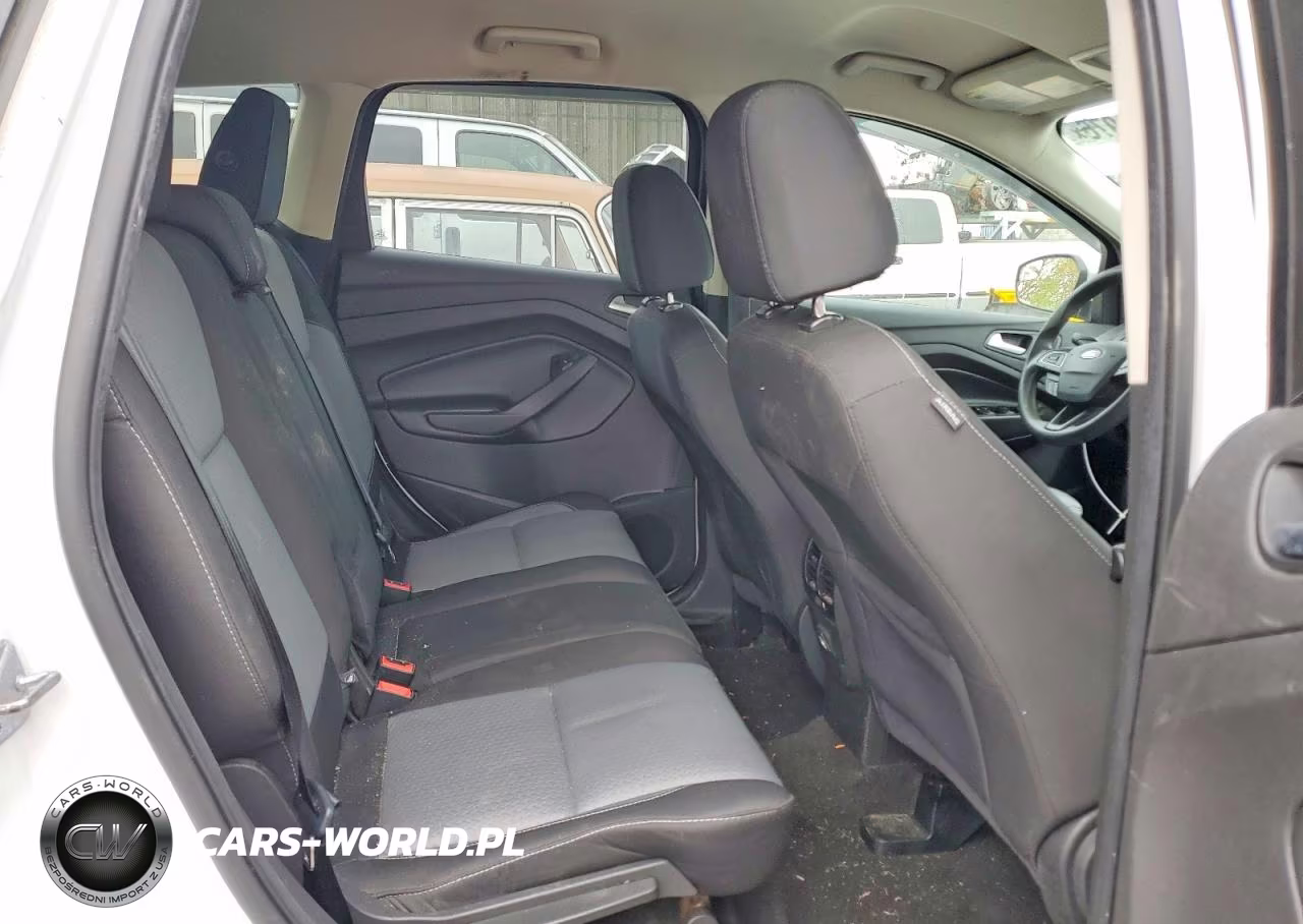 2017 Ford Escape Se VIN:1FMCU9GDXHUD43672 - 11