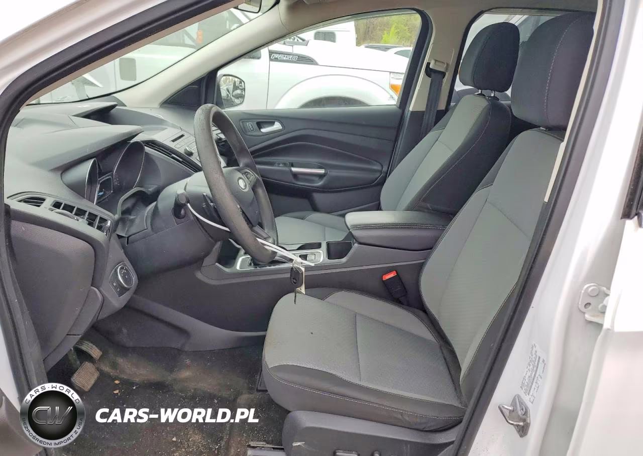2017 Ford Escape Se VIN:1FMCU9GDXHUD43672 - 7