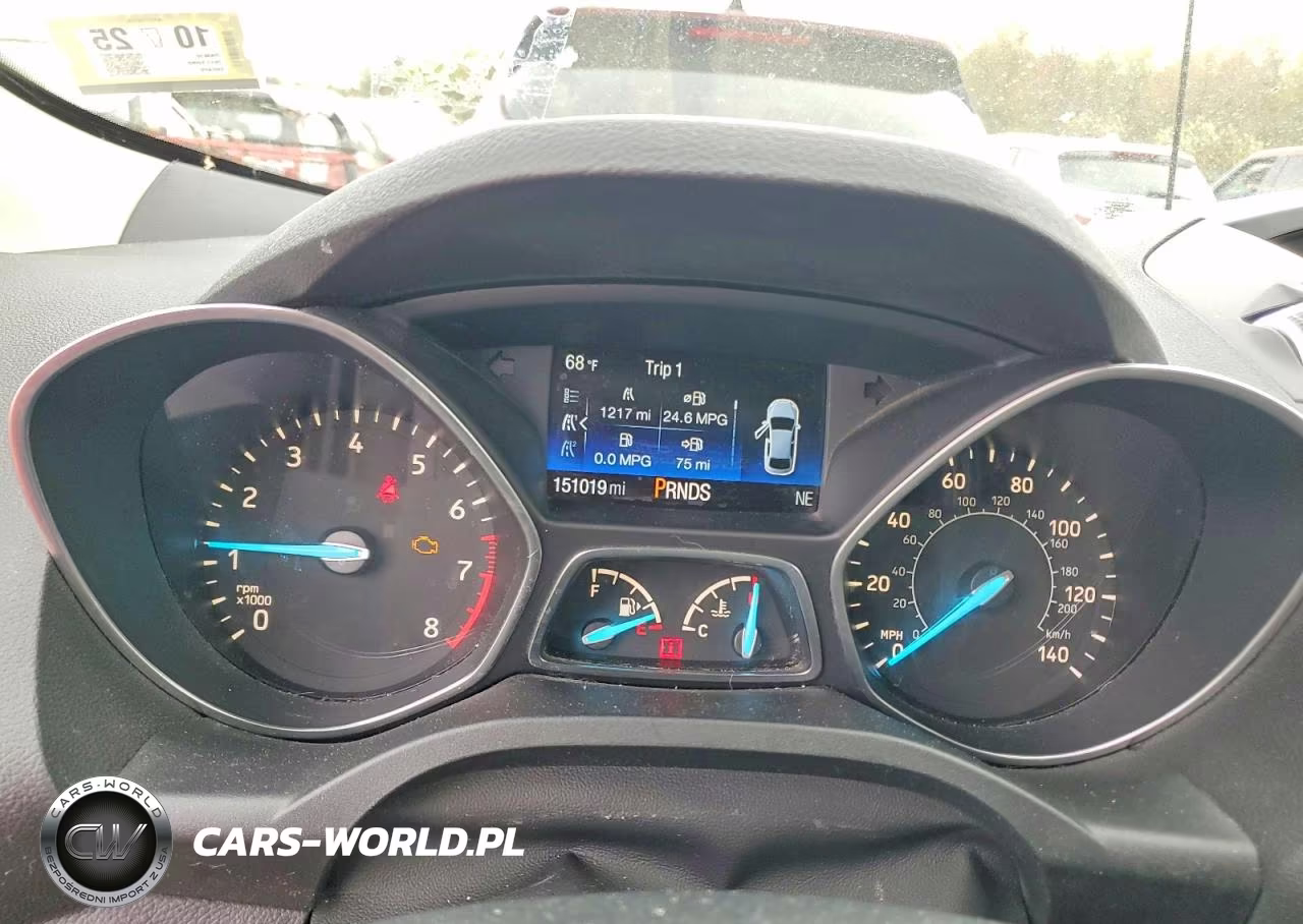 2017 Ford Escape Se VIN:1FMCU9GDXHUD43672 - 9