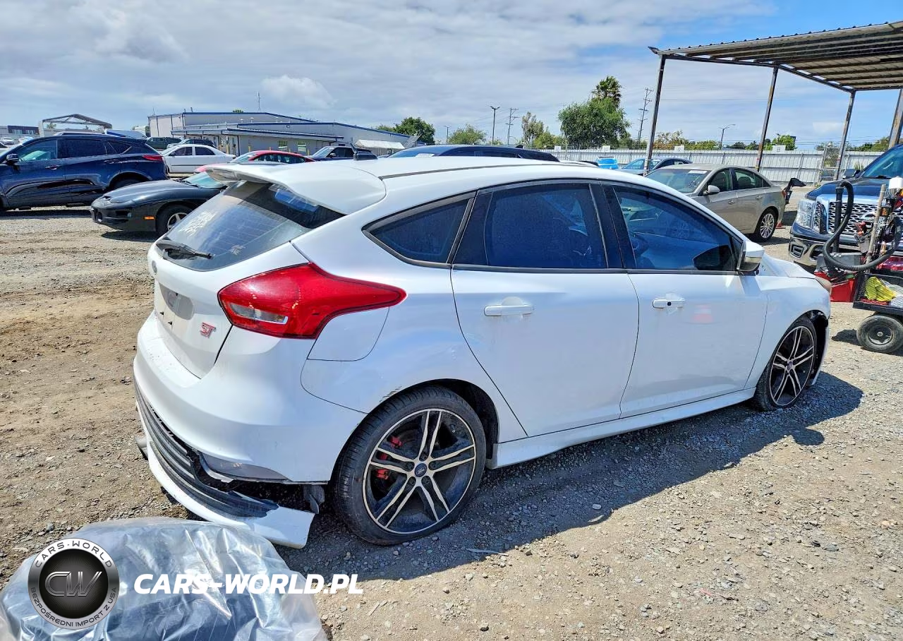 2017 Ford Focus St VIN:1FADP3L98HL284793 - 3