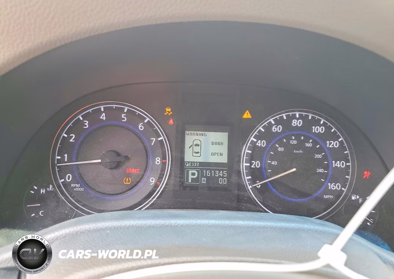 2015 Infiniti Q40 Base VIN:JN1CV6AR0FM522811 - 9