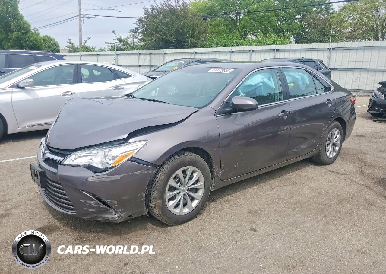 2016 Toyota Camry Le
