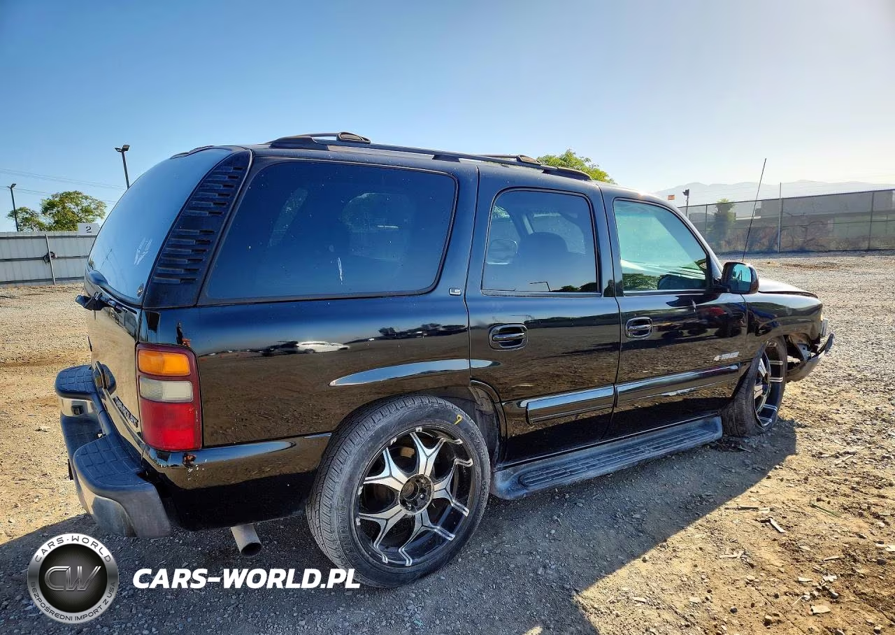 2002 Chevrolet Tahoe C1500 VIN:1GNEC13T22J168090 - 3