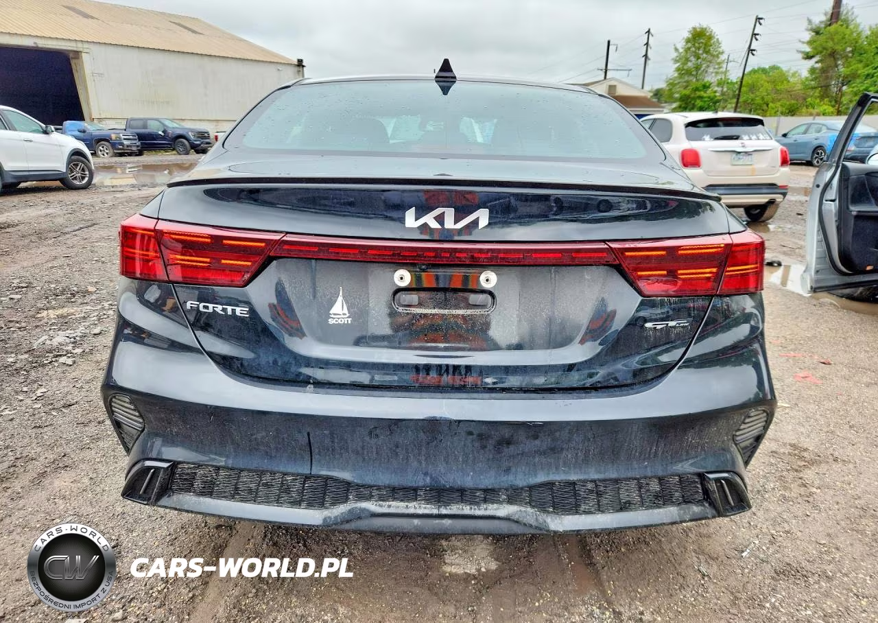 2023 Kia Forte Gt Line VIN:3KPF54AD4PE627791 - 6