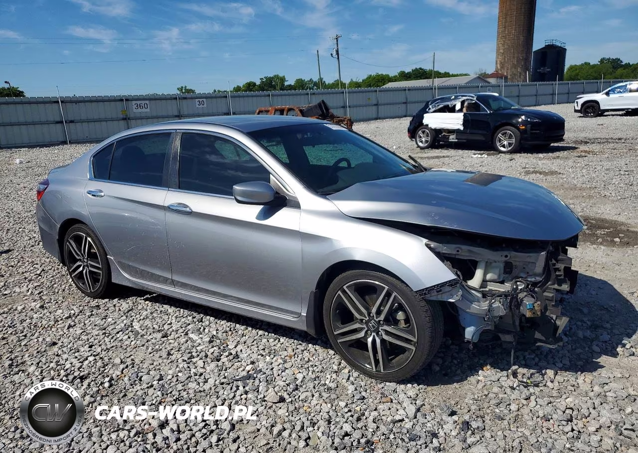 2017 Honda Accord Sport VIN:1HGCR2F57HA160675 - 4
