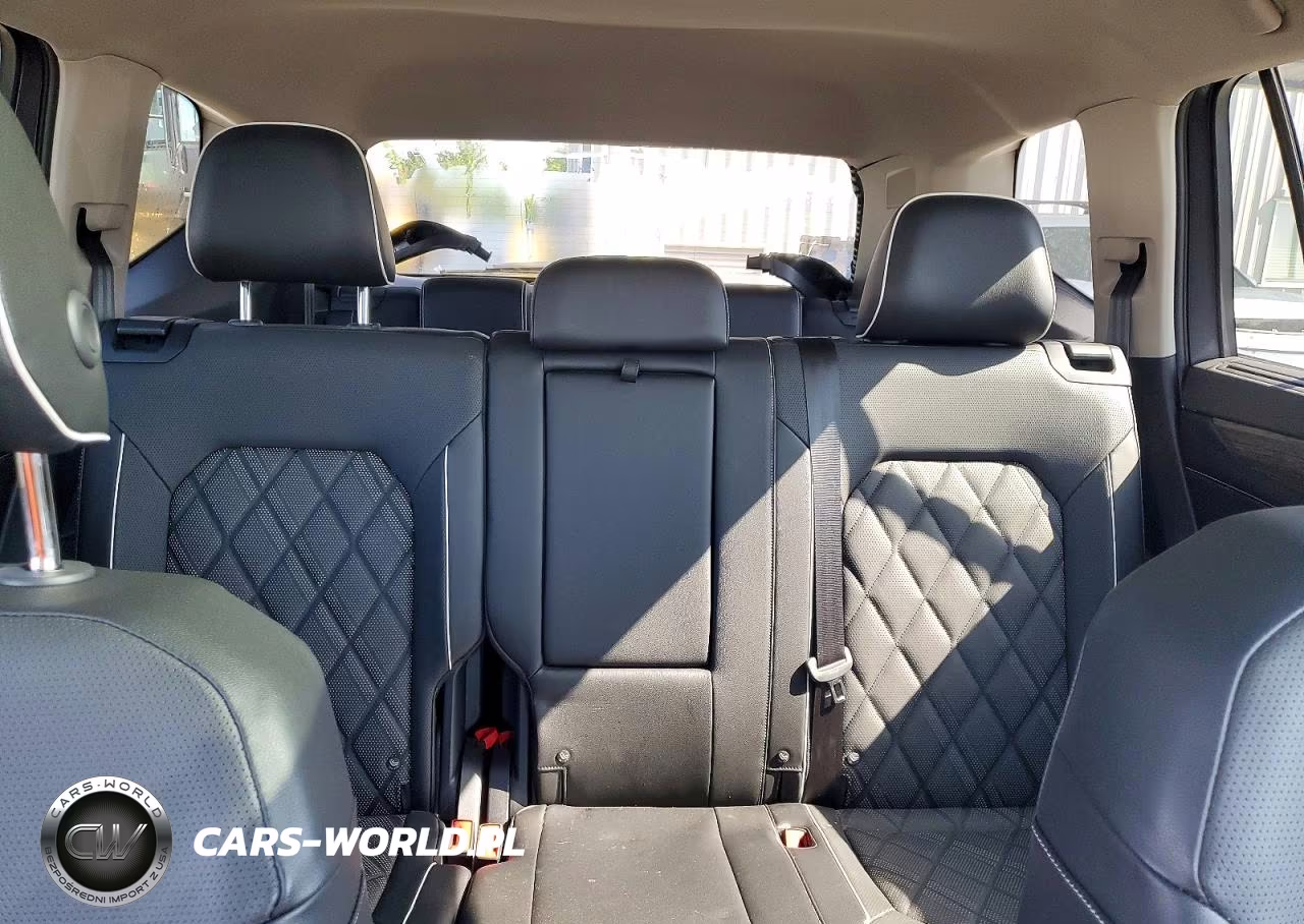 2024 Volkswagen Atlas Sel Premium R-Line VIN:1V2FR2CA4RC520289 - 10