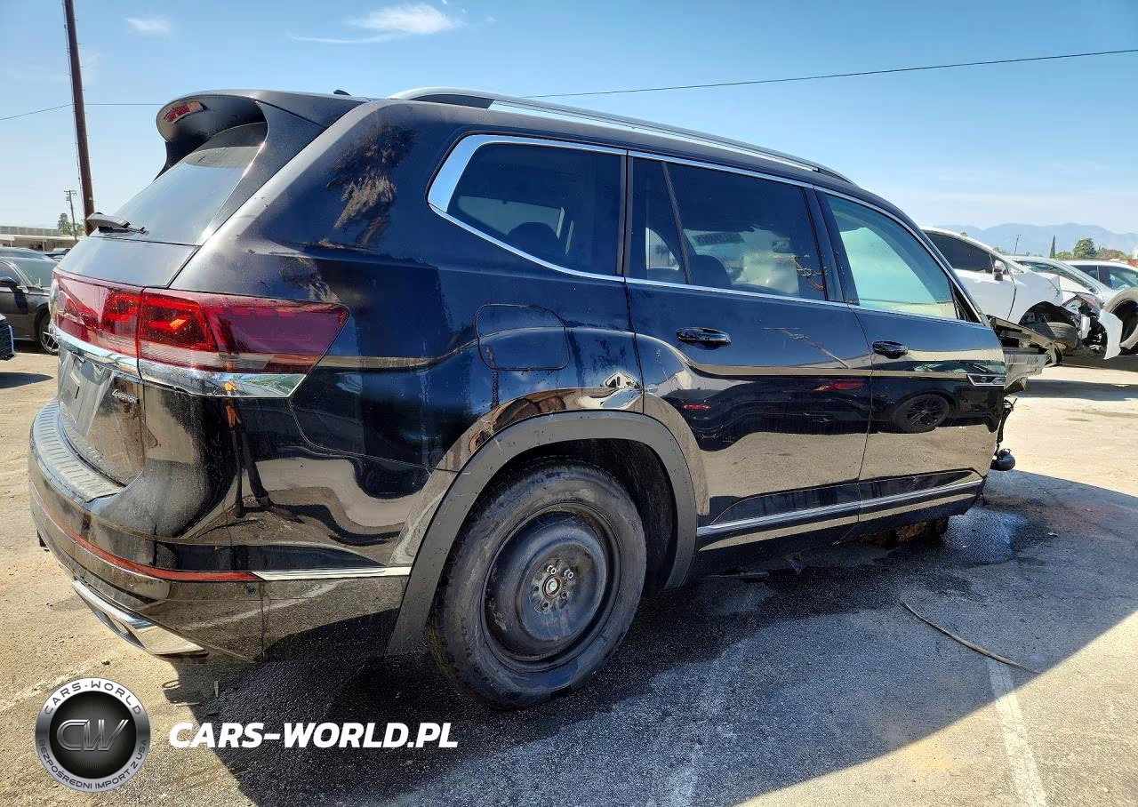 2024 Volkswagen Atlas Sel Premium R-Line VIN:1V2FR2CA7RC588604 - 3