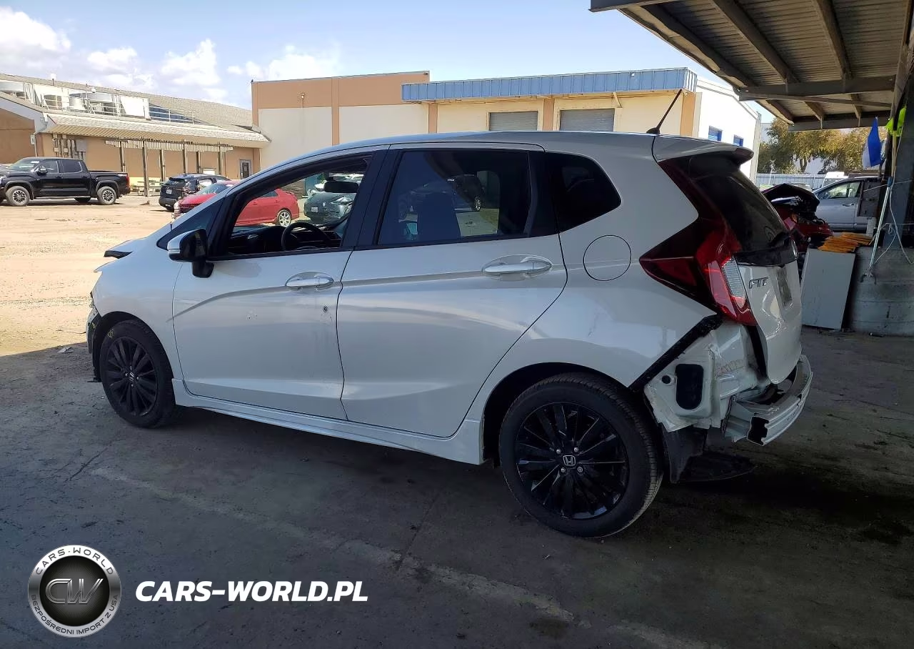 2020 Honda Fit Sport VIN:3HGGK5H63LM727425 - 2