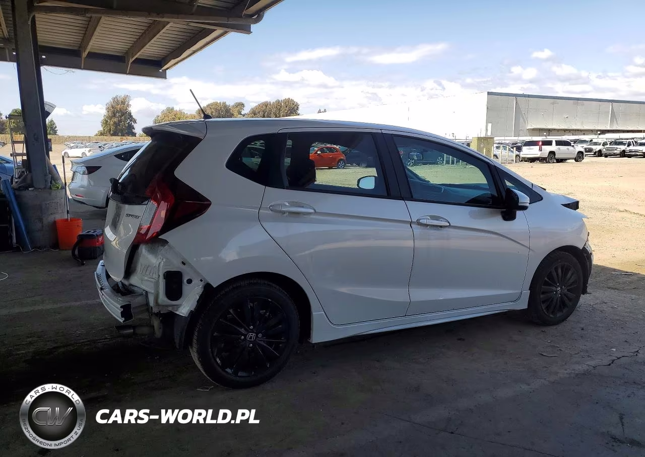 2020 Honda Fit Sport VIN:3HGGK5H63LM727425 - 3