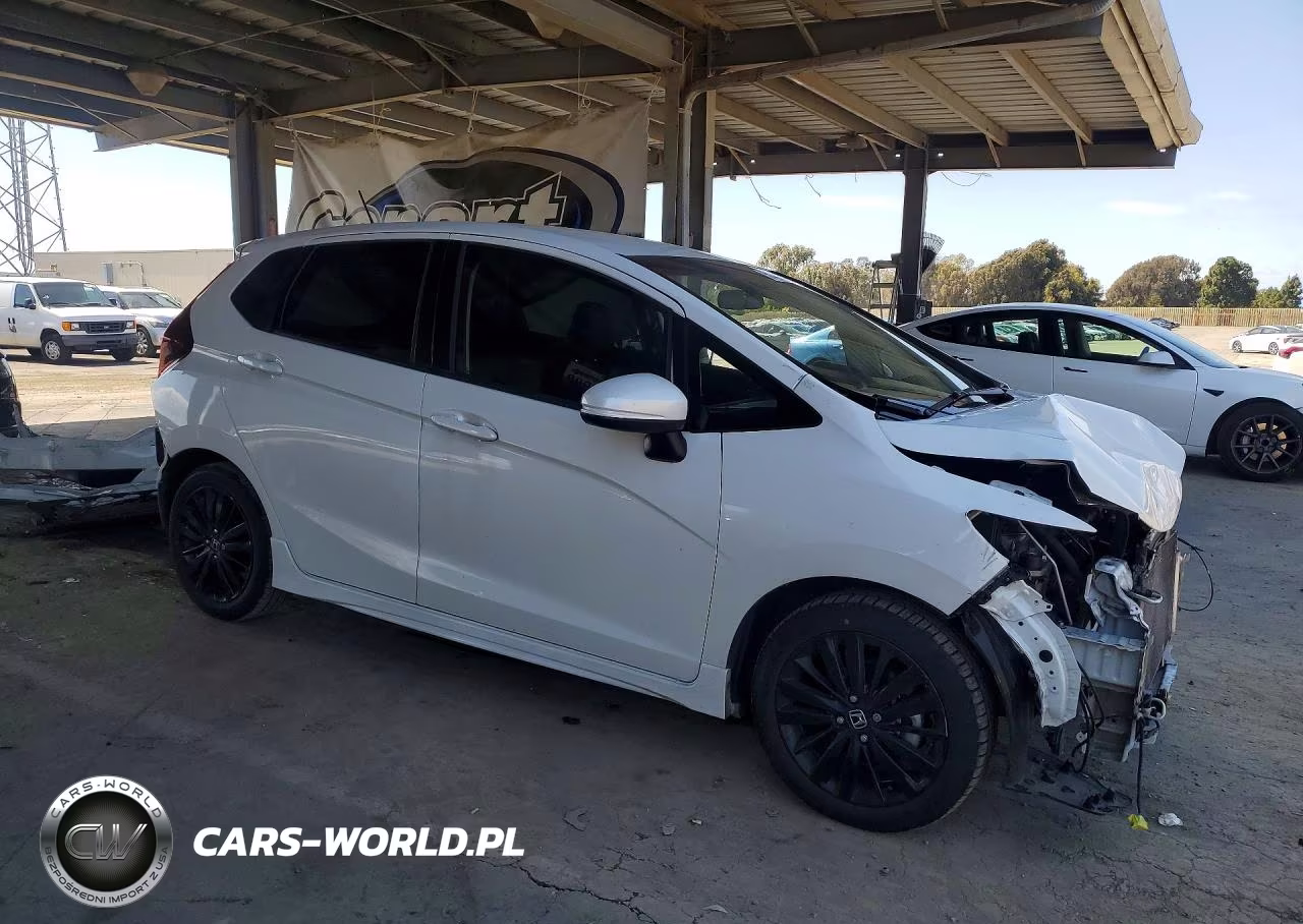 2020 Honda Fit Sport VIN:3HGGK5H63LM727425 - 4