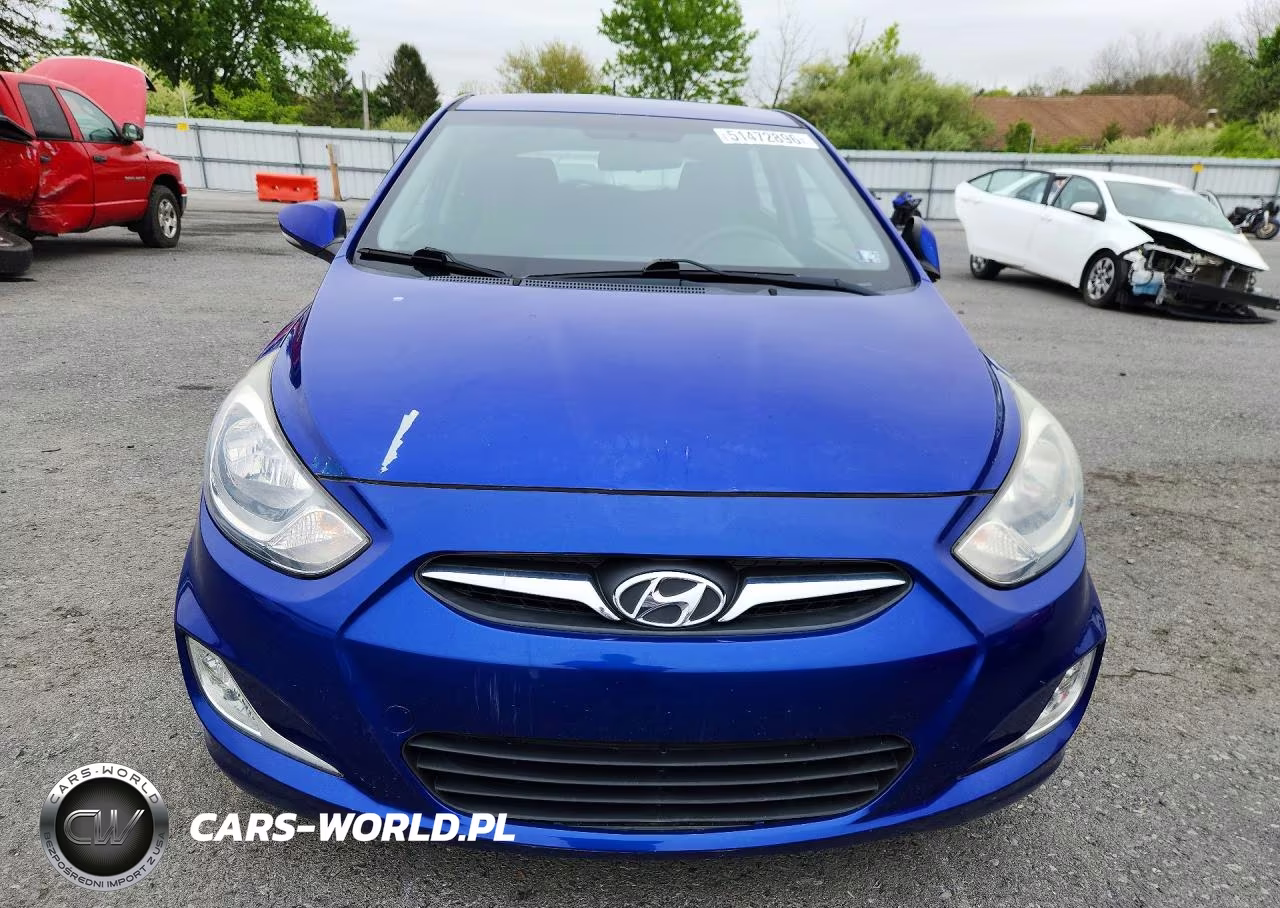 2013 Hyundai Accent Se VIN:KMHCU5AE6DU069603 - 5