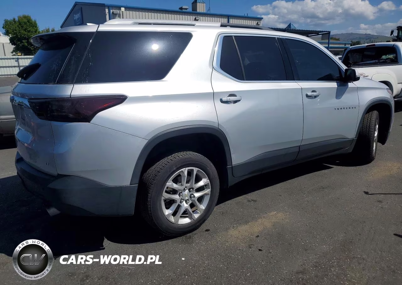 2018 Chevrolet Traverse Lt VIN:1GNERGKW2JJ238005 - 3