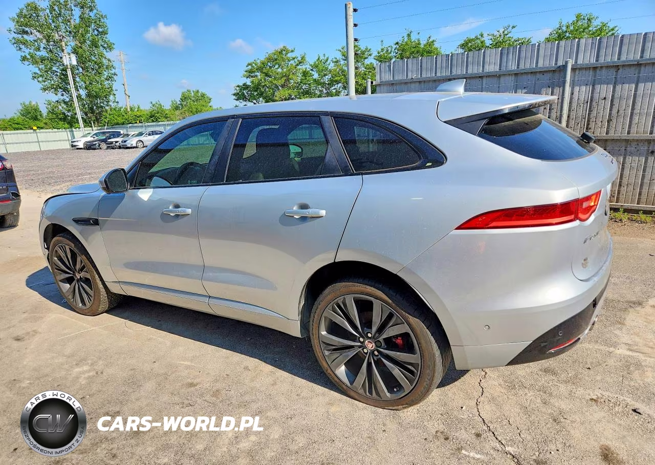 2017 Jaguar F-Pace First Edition VIN:SADCP2BV7HA063829 - 2