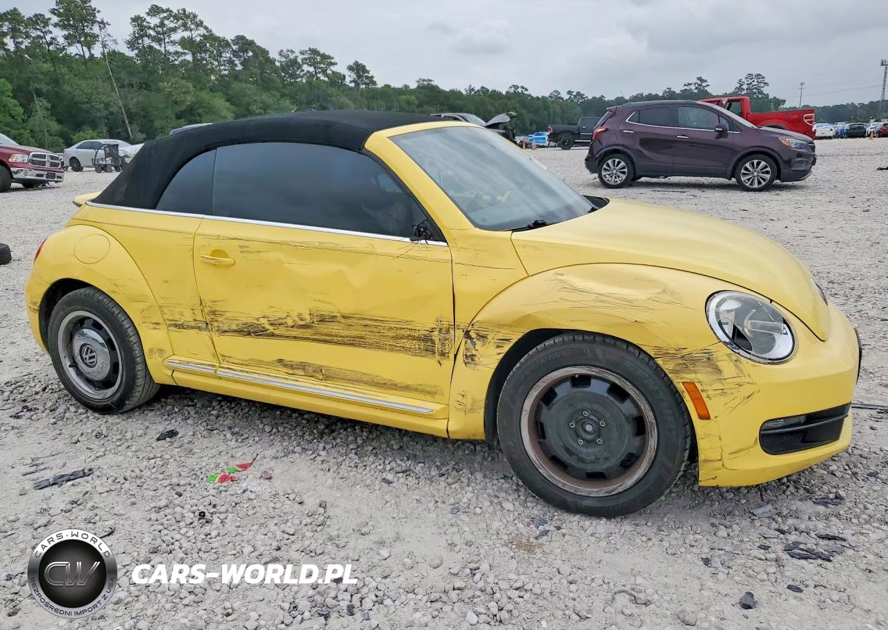 2013 Volkswagen Beetle VIN:3VW5X7ATXDM809623 - 4