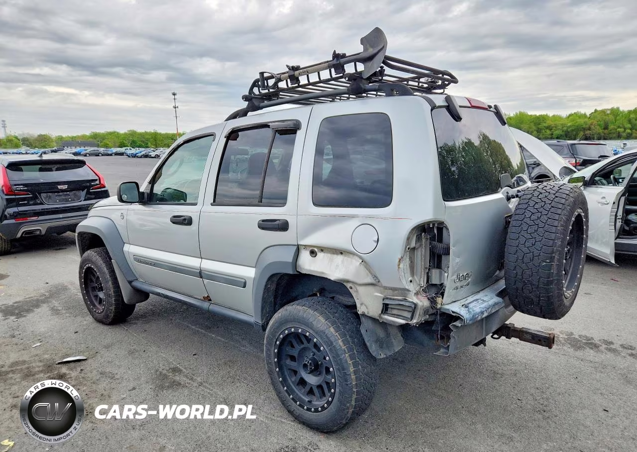 2005 Jeep Liberty Sport VIN:1J8GL48565W696129 - 2
