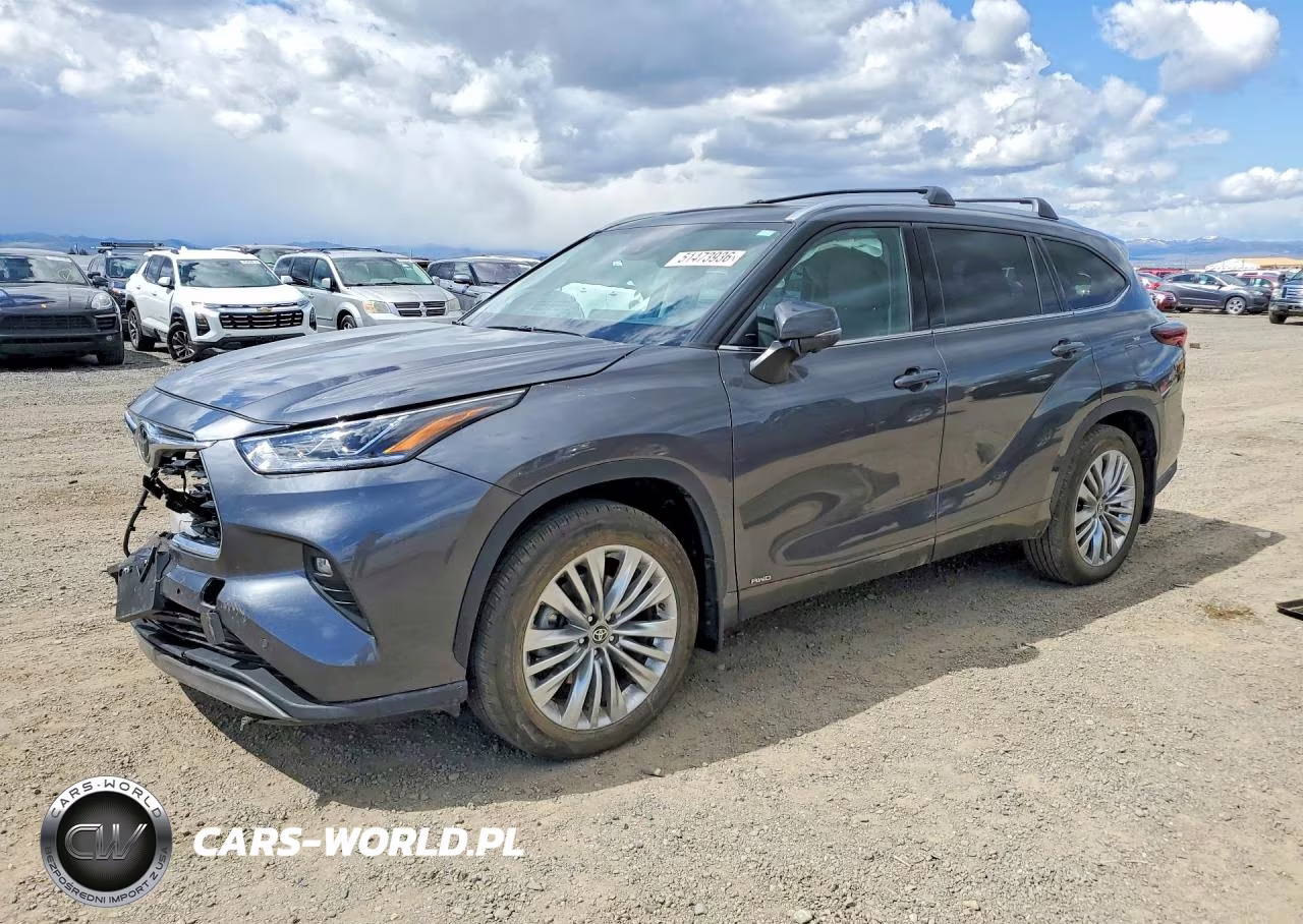 2025 Toyota Highlander Hybrid Platinum