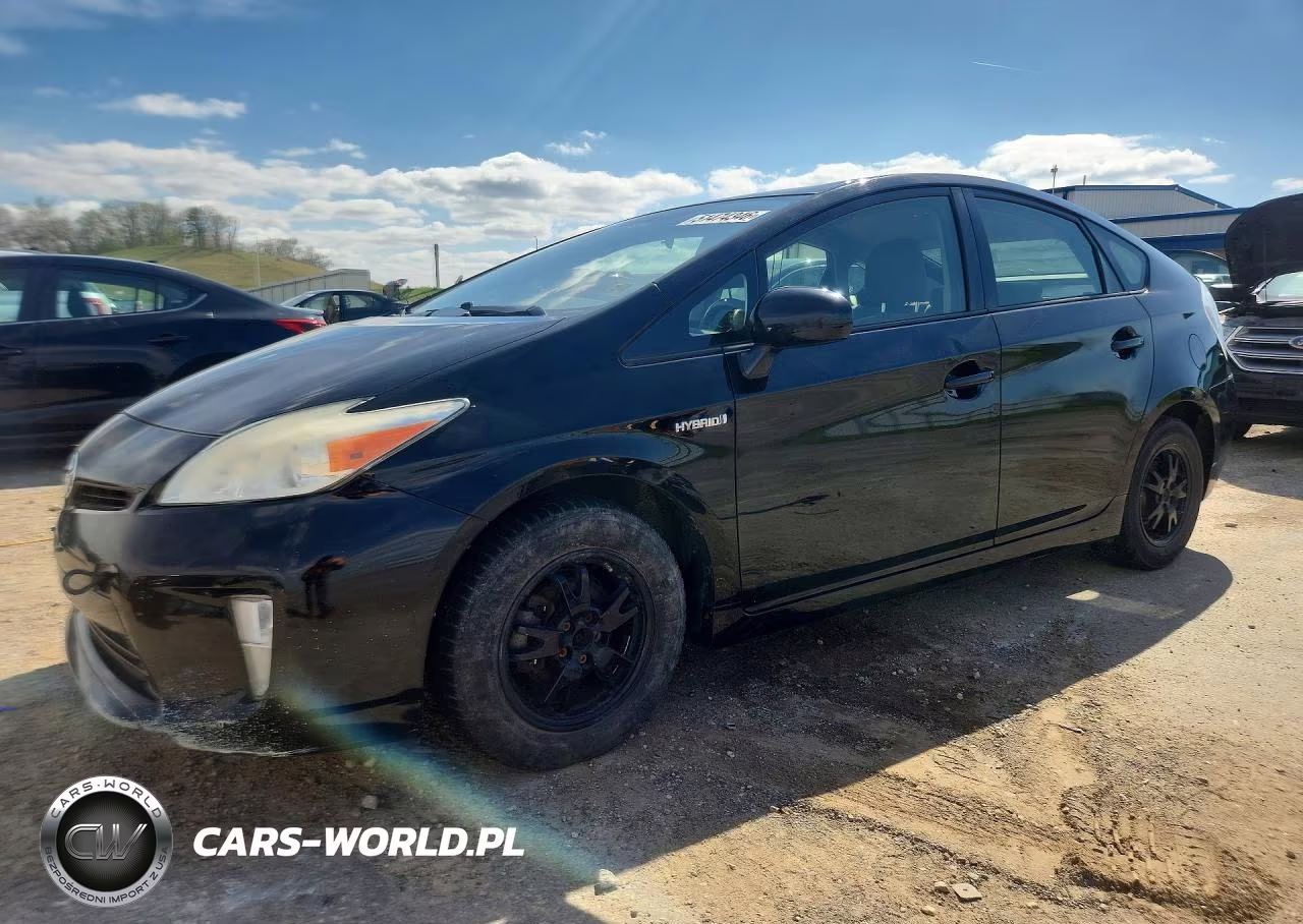 2014 Toyota Prius Two