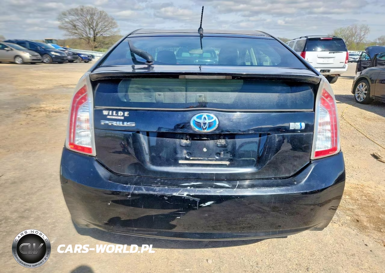 2014 Toyota Prius Two VIN:JTDKN3DU6E0365301 - 6