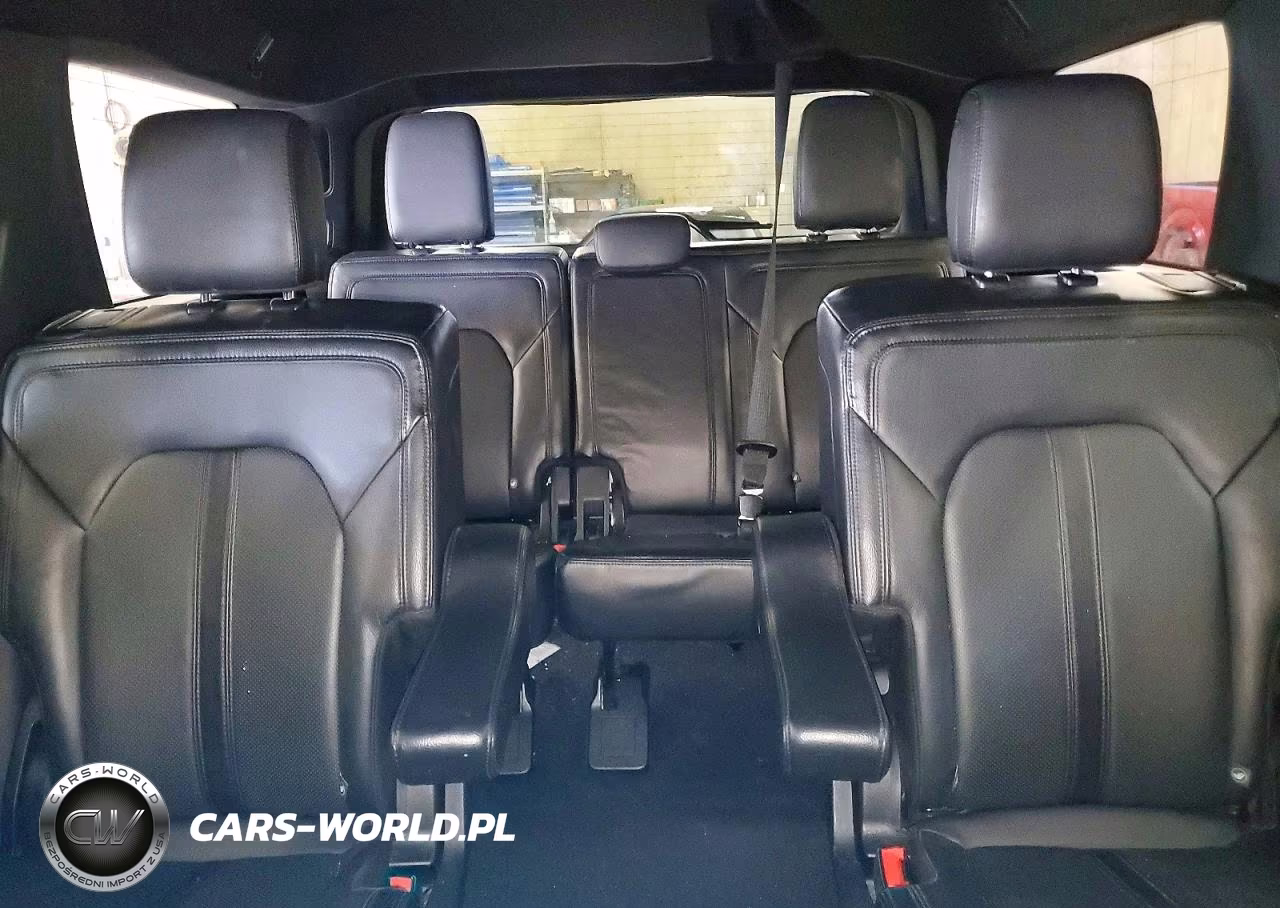 2019 Ford Expedition Limited VIN:1FMJU2AT1KEA83632 - 10