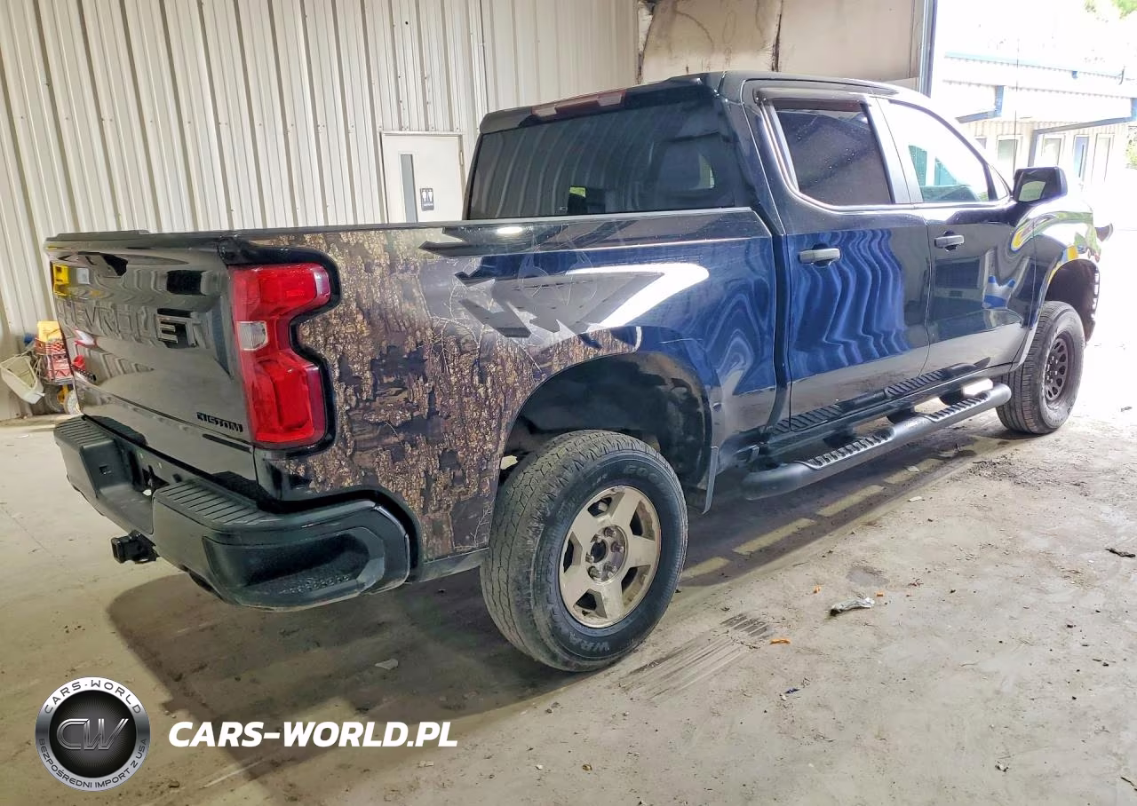 2021 Chevrolet Silverado K1500 Trail Boss Custom VIN:3GCPYCEL5MG479402 - 3