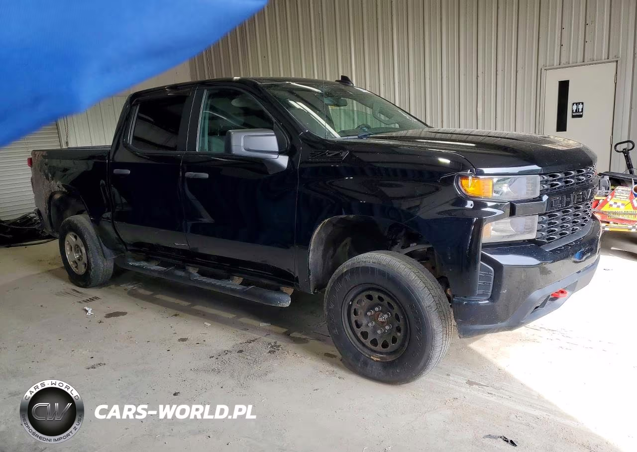2021 Chevrolet Silverado K1500 Trail Boss Custom VIN:3GCPYCEL5MG479402 - 4