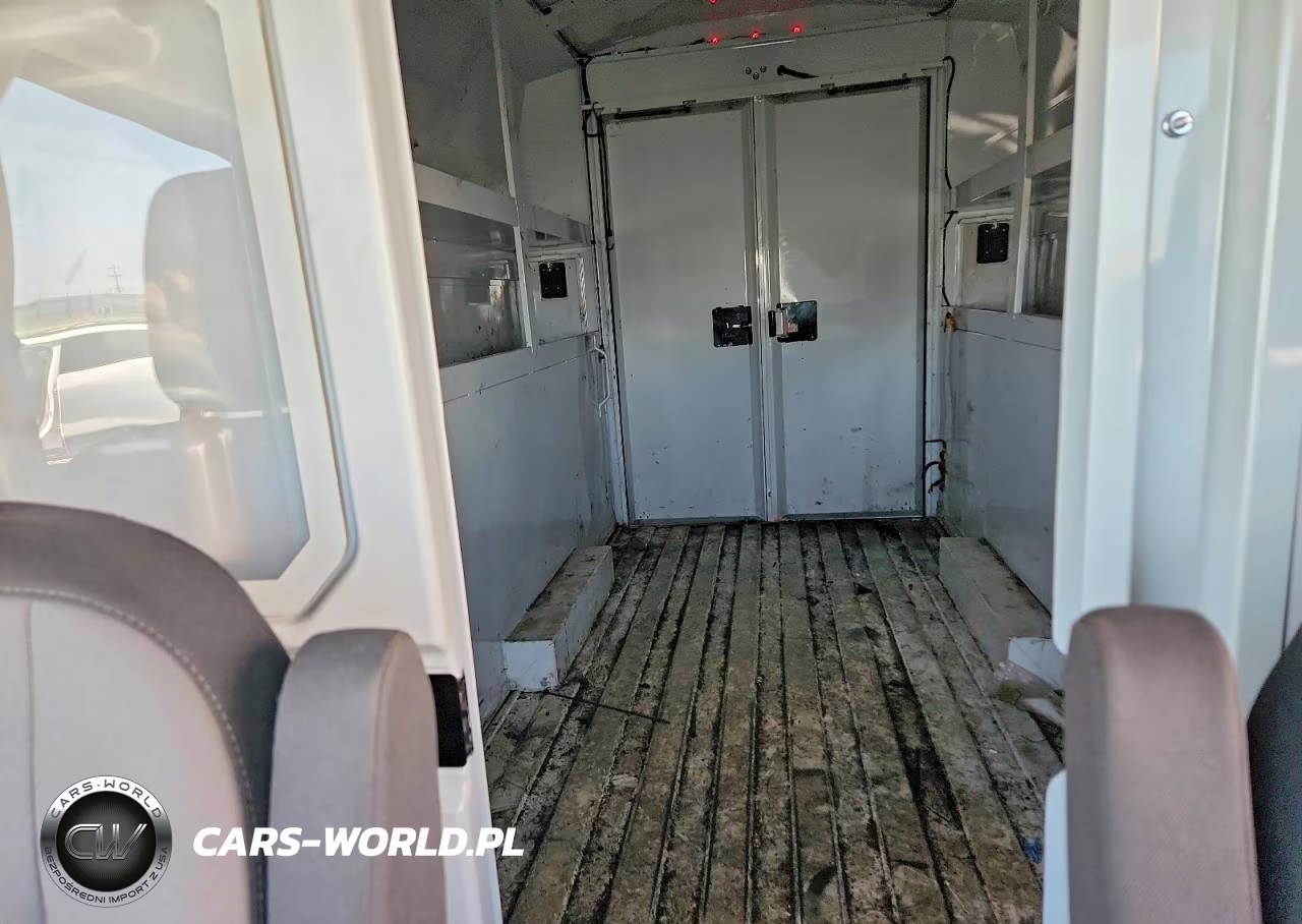2023 Ford Transit T-350 Hd VIN:1FDRU8PG4PKA21876 - 10