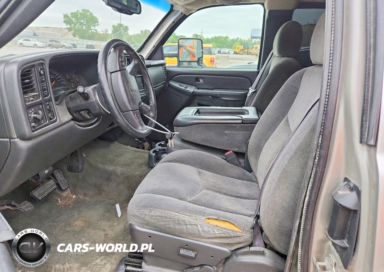 2004 Chevrolet Silverado K1500 VIN:1GCEK19T84E306763 - 7