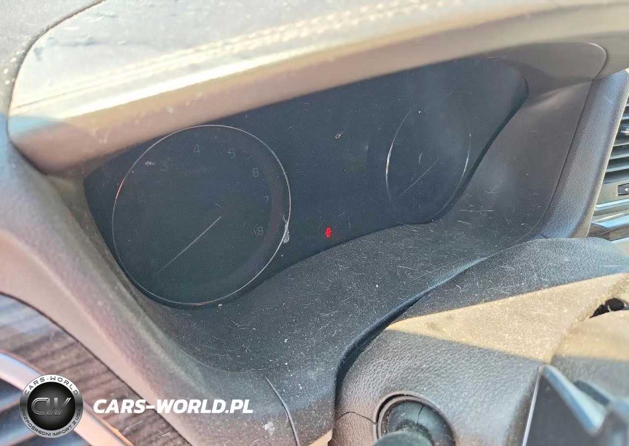 2017 Genesis G80 3.8 VIN:KMHGN4JE4HU169018 - 9