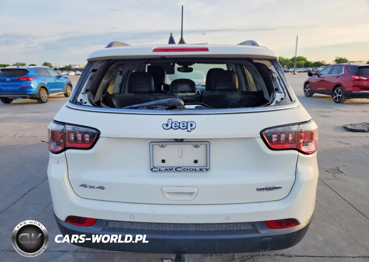 2018 Jeep Compass Latitude VIN:3C4NJDBB2JT337105 - 6