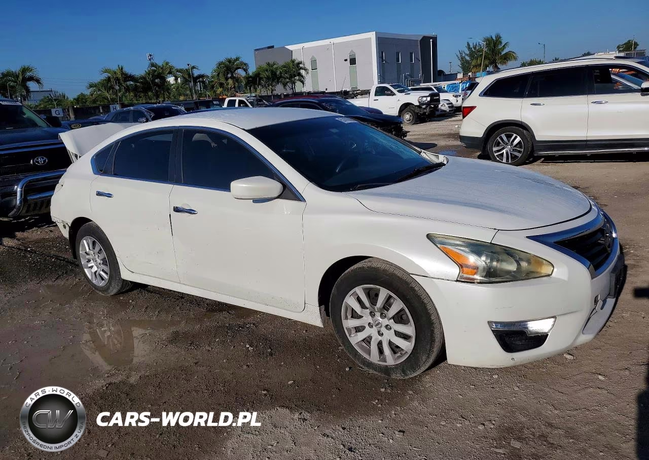 2013 Nissan Altima 2.5 VIN:1N4AL3AP0DN429050 - 4