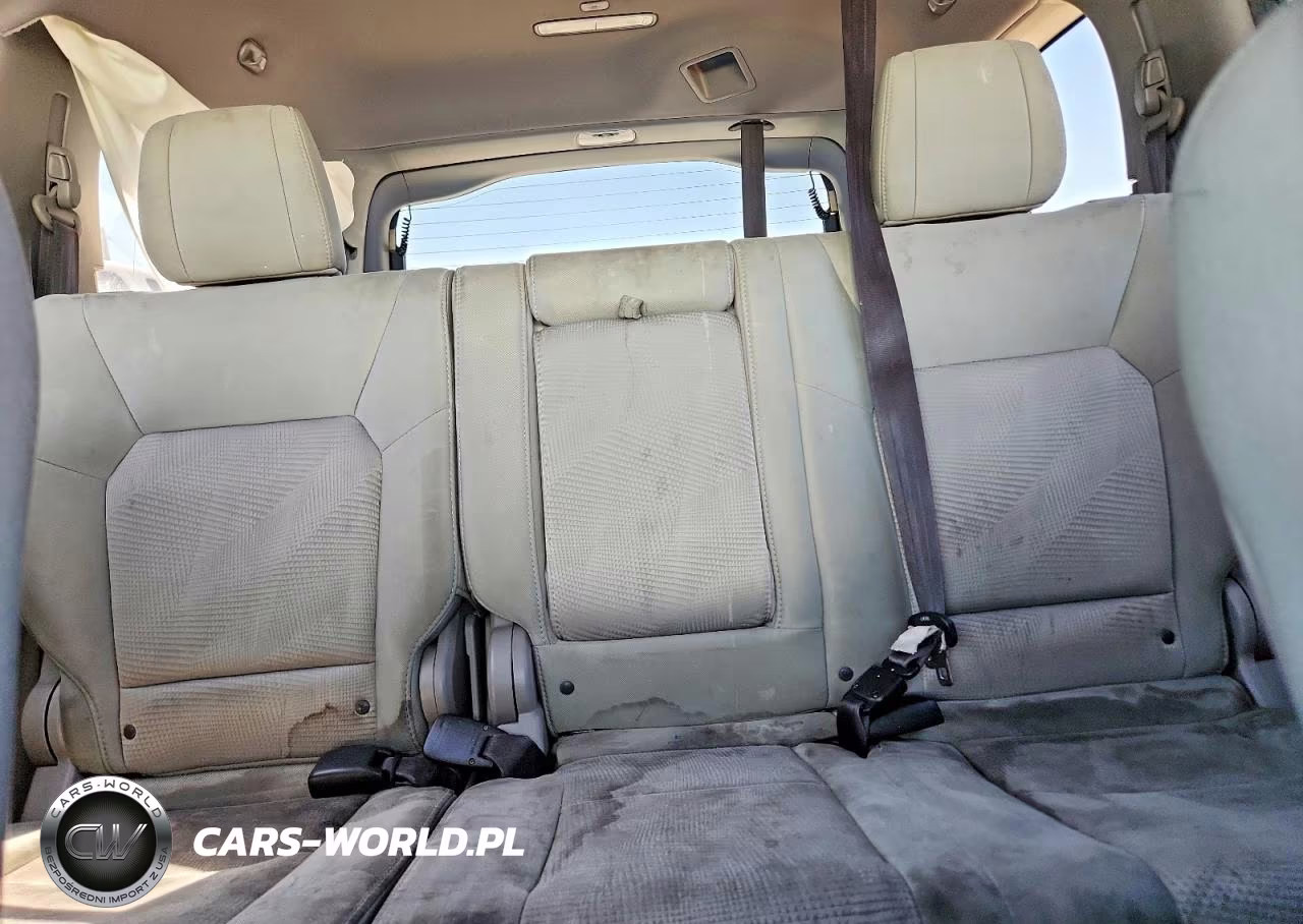 2015 Honda Pilot Lx VIN:5FNYF4H2XFB062174 - 10