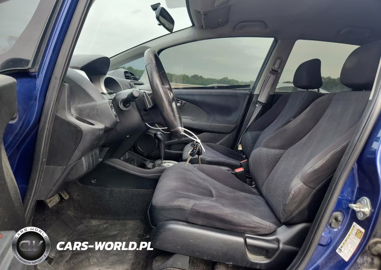 2010 Honda Fit Sport VIN:JHMGE8H4XAS025658 - 7