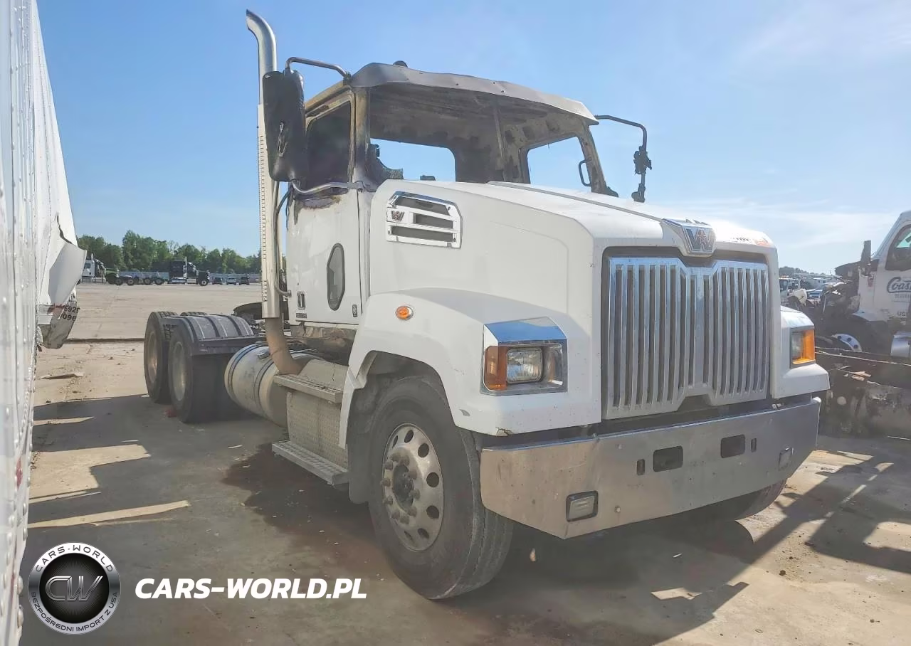 2022 Western Star-Auto Car Conventional 4700Sf