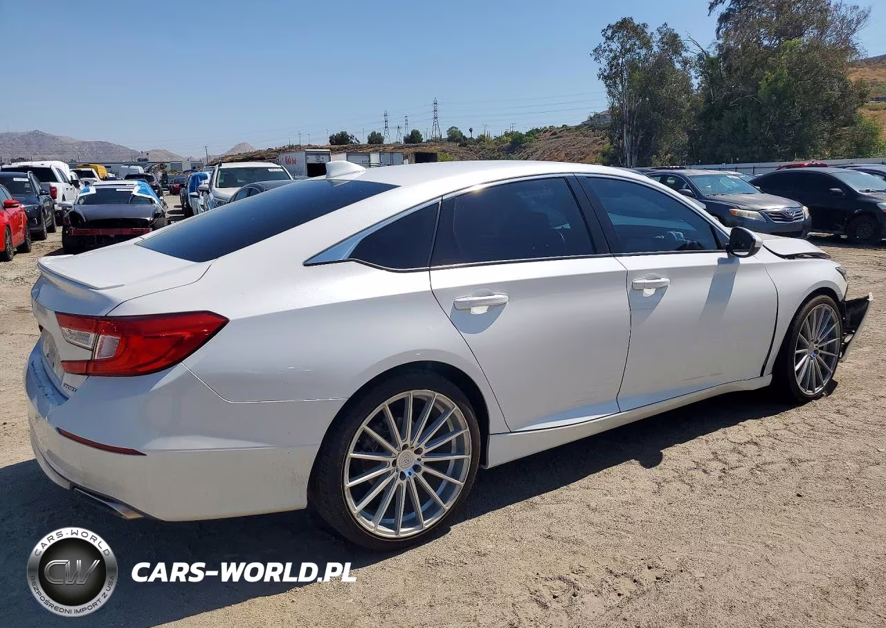 2018 Honda Accord Sport VIN:1HGCV1F35JA170177 - 3